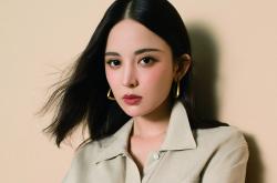 开云体育APP下载-这是一篇为您定制的、以唯一性为核心的文章。文章标题和内容均围绕您给出的关键词展开，从宏观战略到微观瞬间，塑造了一次无法复制的经典战役
