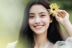 开云体育-赛道与绿茵场的双重奏，F1揭幕战极速狂飙，多特蒙德一波流定胜局