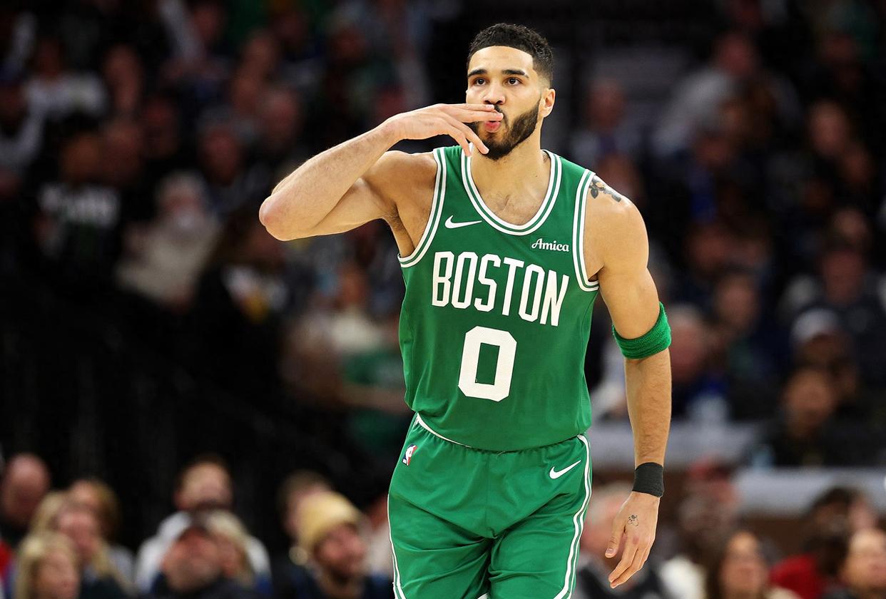 灰熊完胜凯尔特人,字母哥惊艳世界 灰熊完胜凯尔特人,字母哥惊艳世界