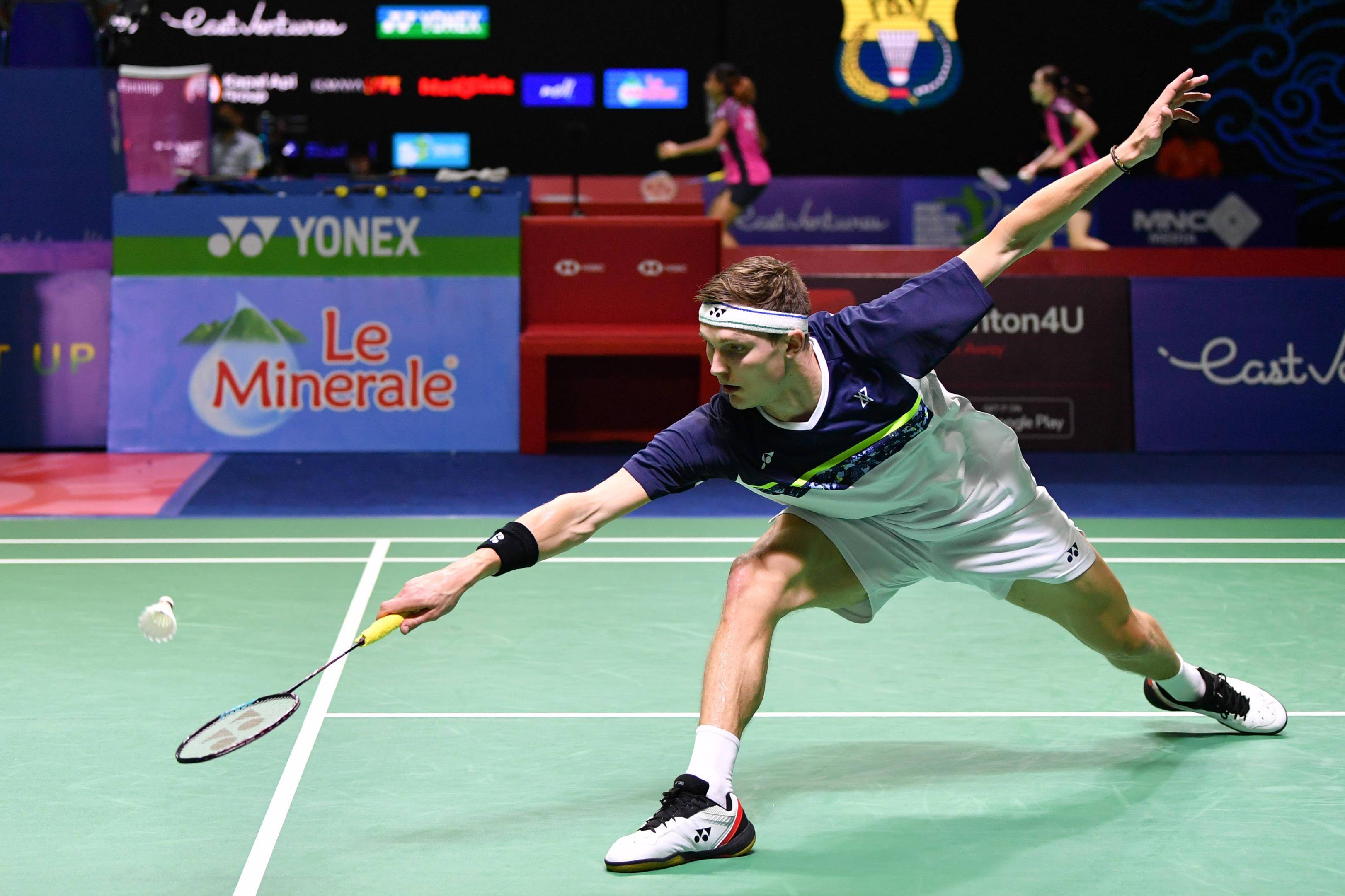 印尼羽毛球队横扫日本羽毛球队，安赛龙惊艳世界