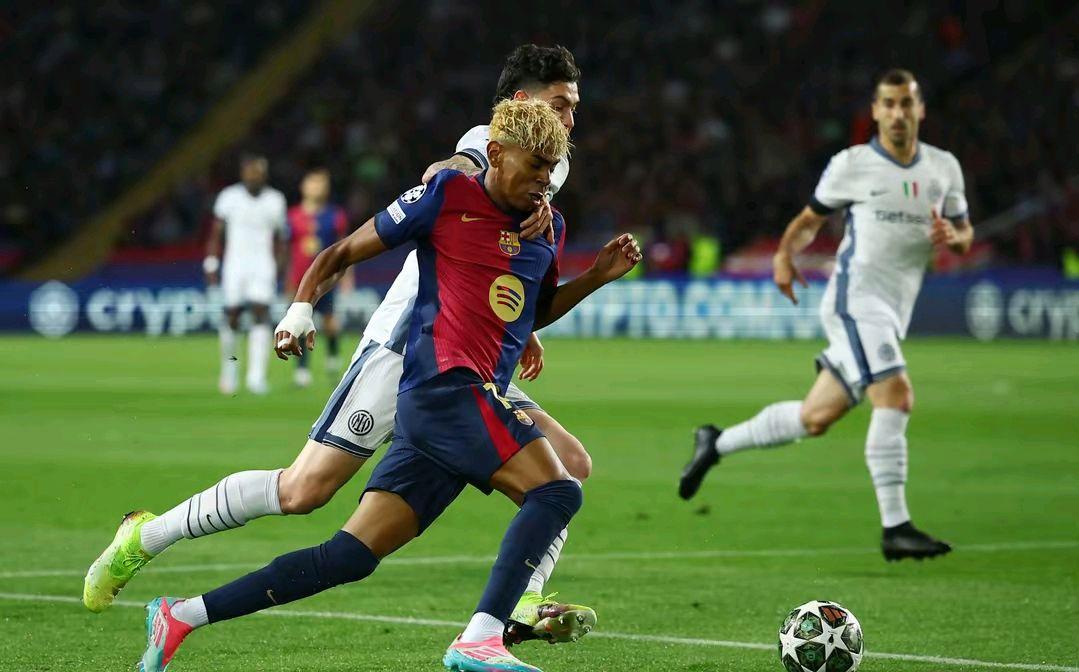 包含巴萨碾压国际米兰，德容一己之力扛起全队的词条