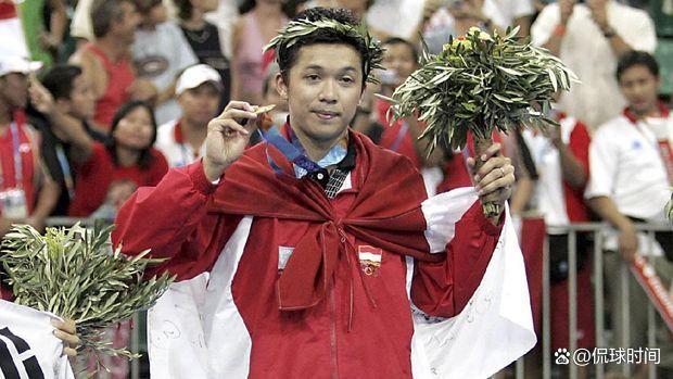 关于日本羽毛球队力克马来西亚羽毛球队，陶菲克绝境逆转的信息