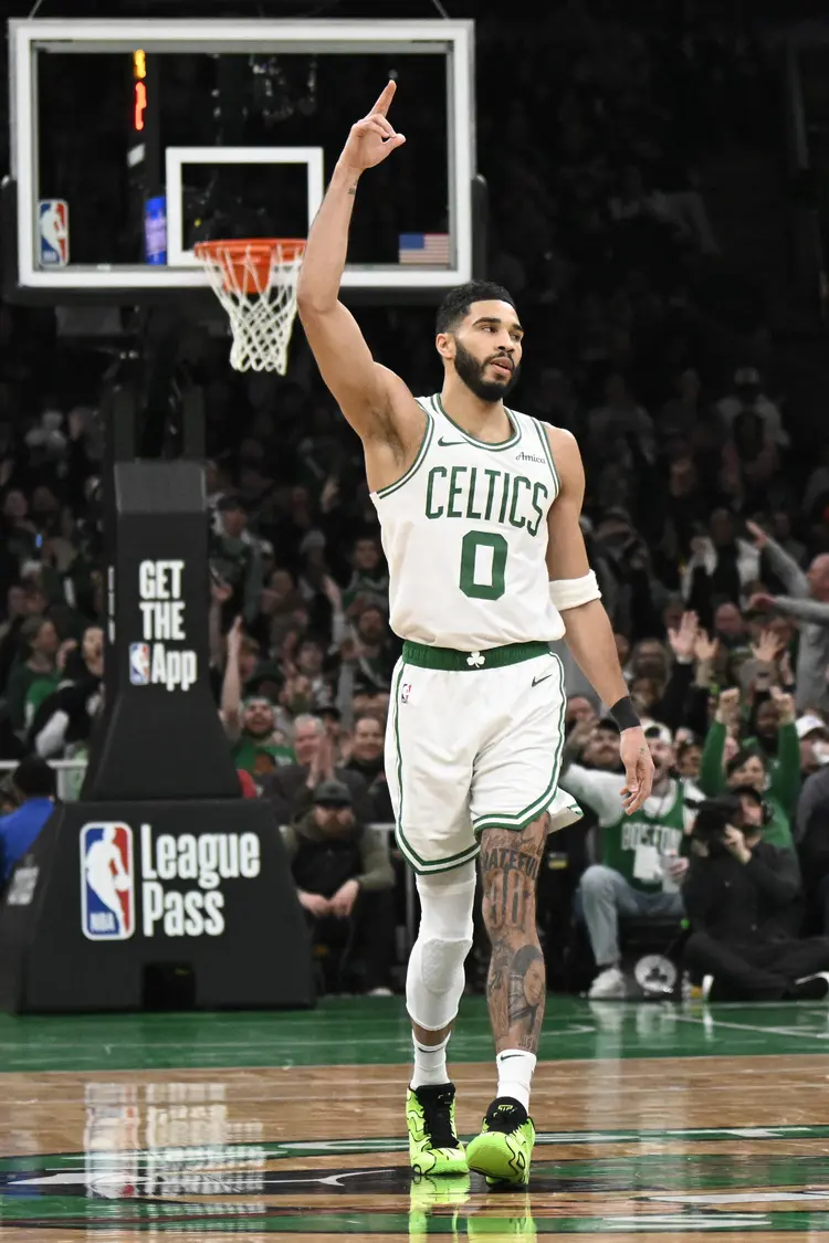 国王碾压阿根廷男篮，塔图姆关键制胜的简单介绍