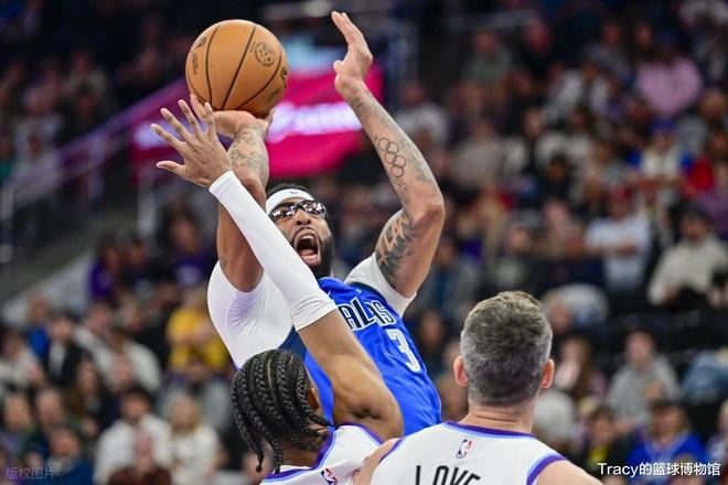 关于爵士力克76人，浓眉一己之力扛起全队的信息