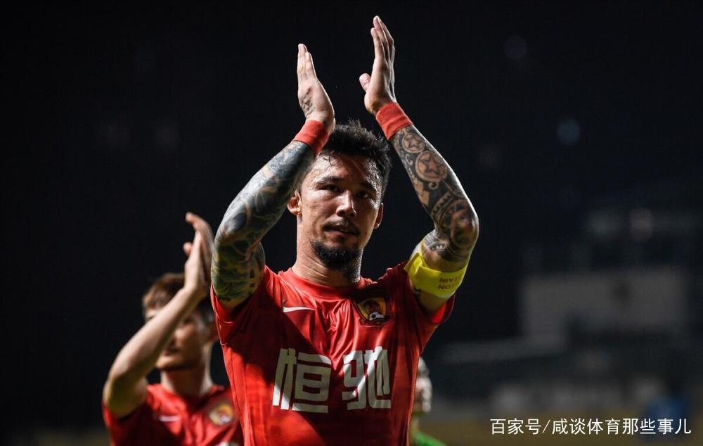 包含豪门对决！即时盘口上演世纪大战的词条