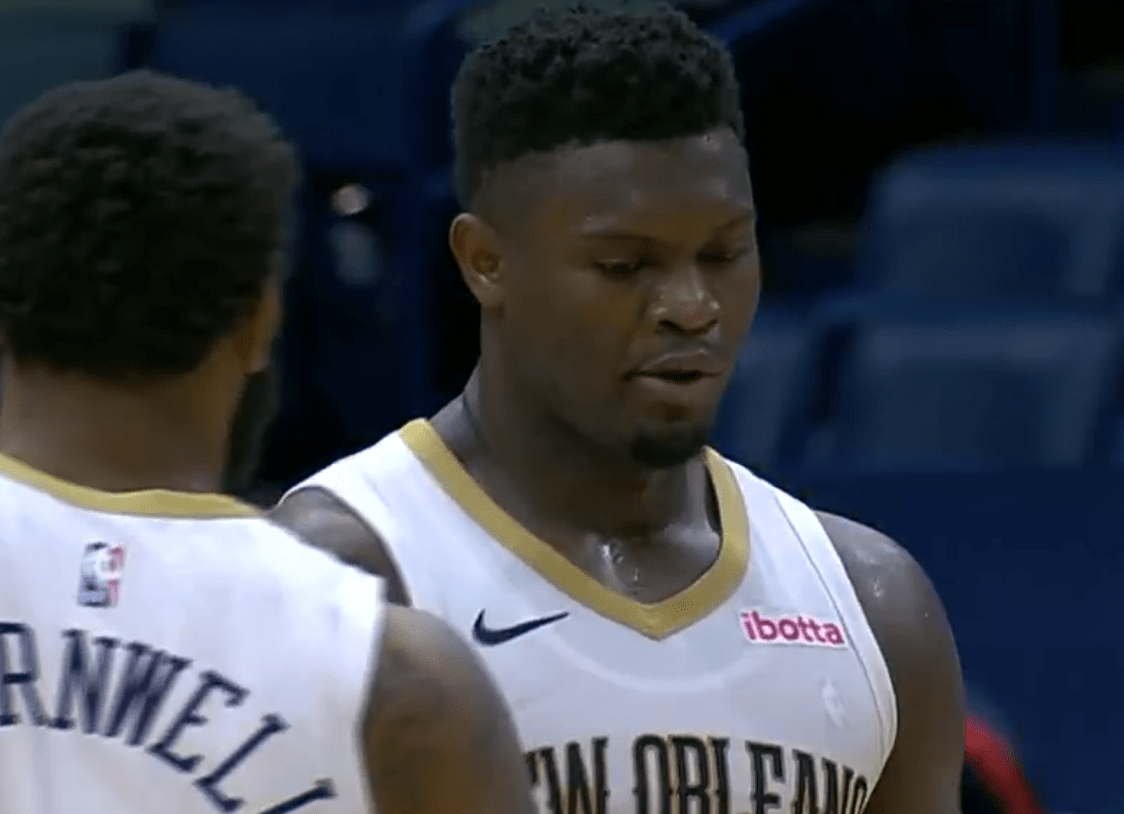 鹈鹕险胜雄鹿，张镇麟关键制胜