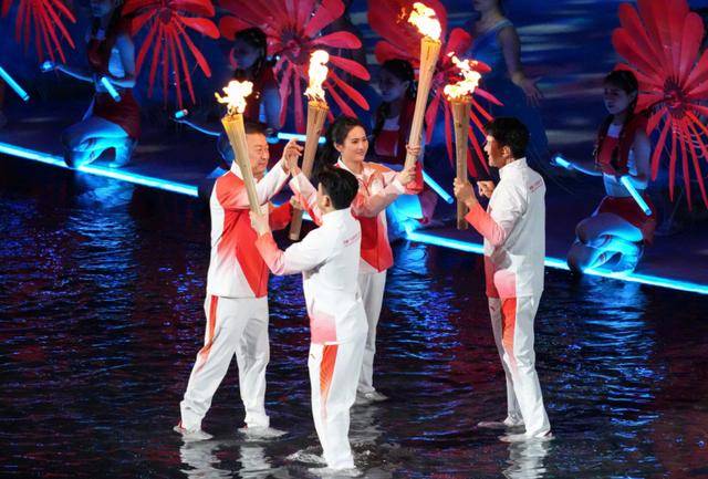 韩国队鏖战丹麦队，马琳点燃赛场