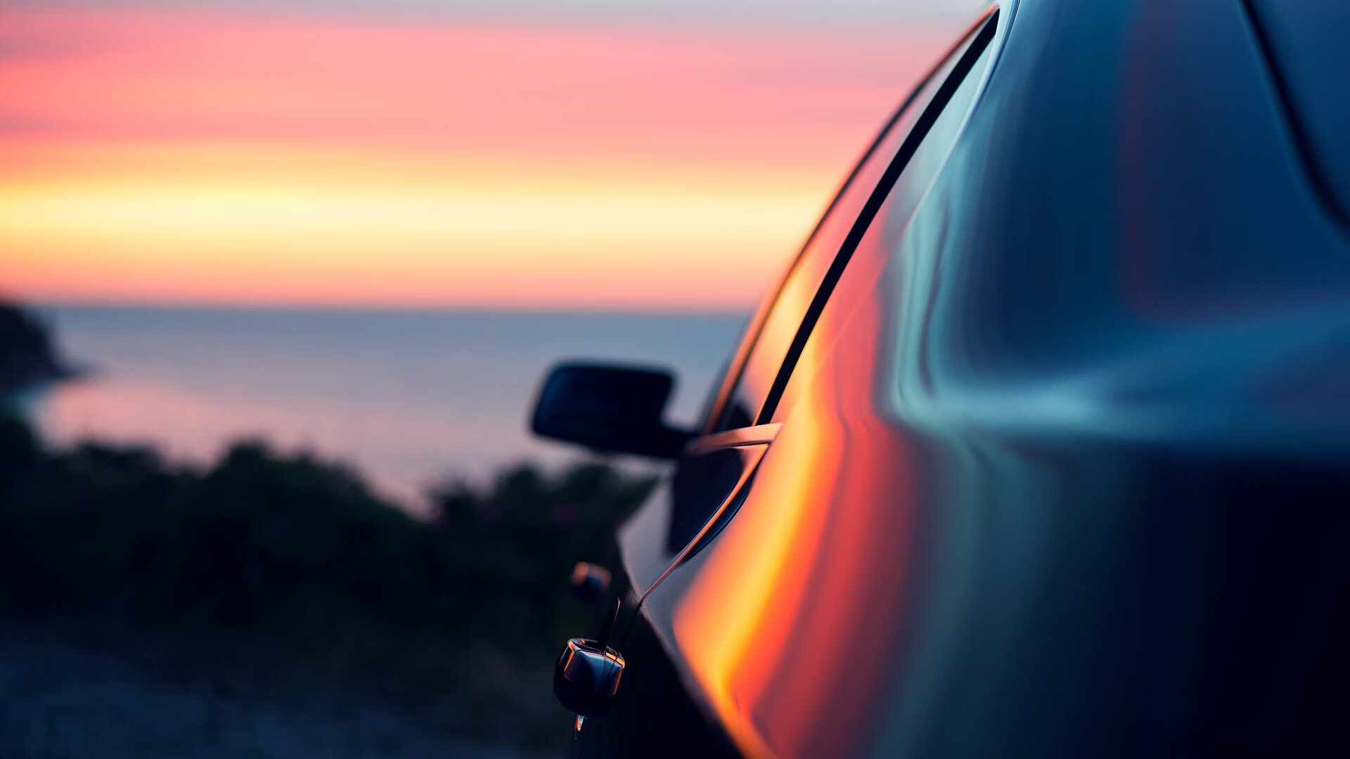 赛道辩证法，当迈凯伦碾压红牛时，维斯塔潘却刷新了纪录