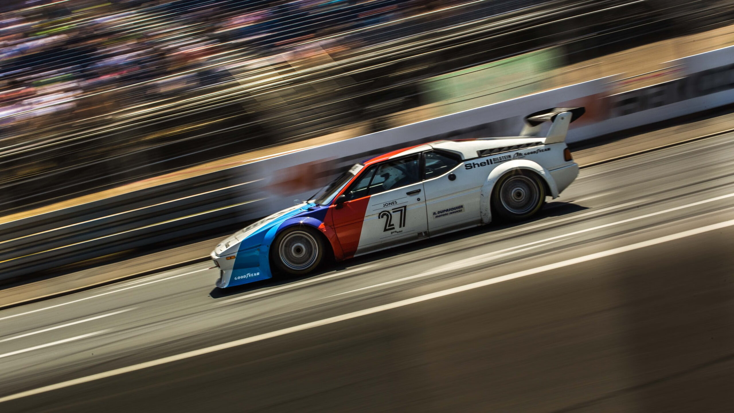 赛道上的绝杀，当武切维奇在费城赛道接管F1赛季揭幕战