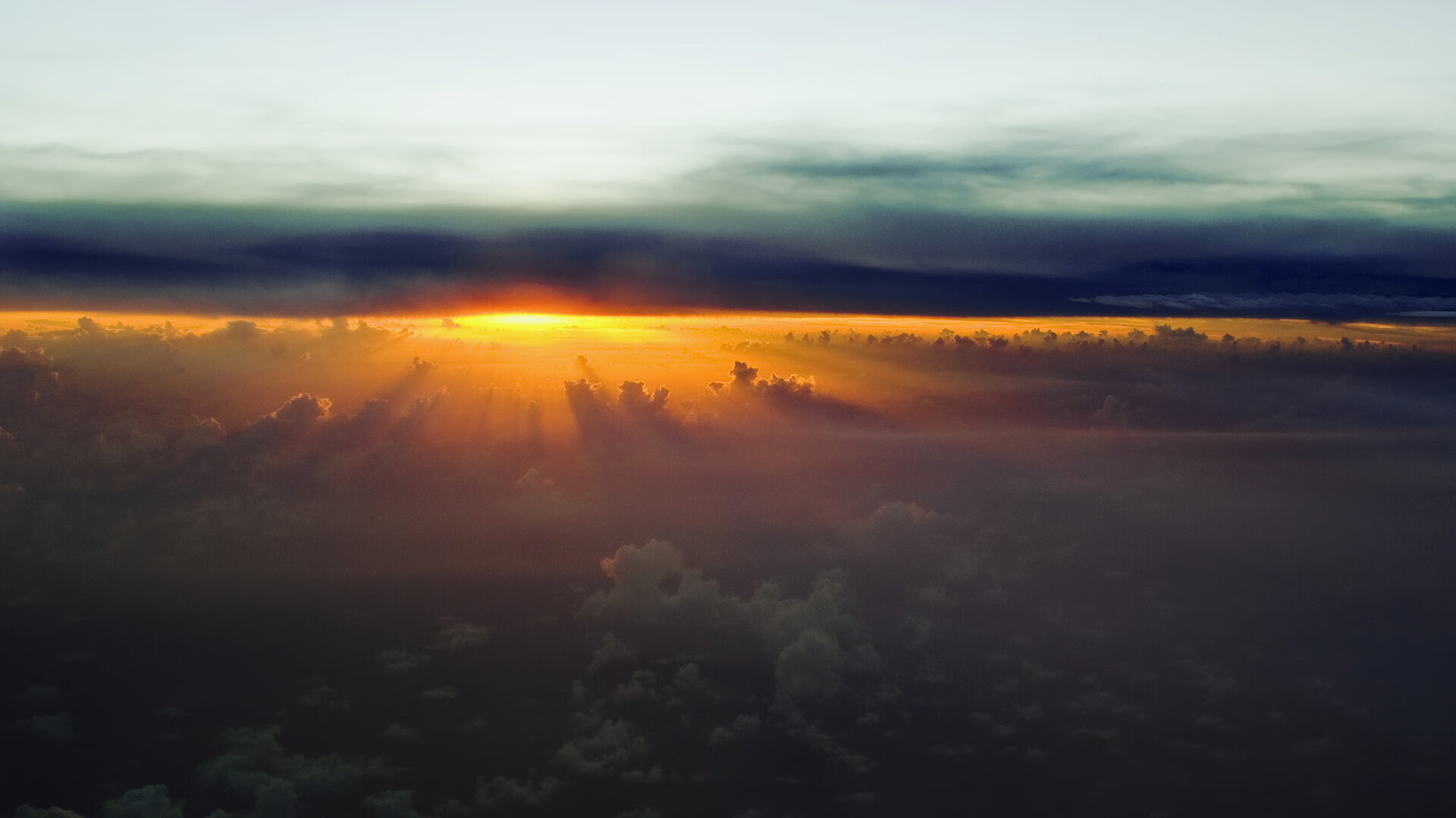 F1终极对决，杰伦格林以教科书表现加冕年度冠军