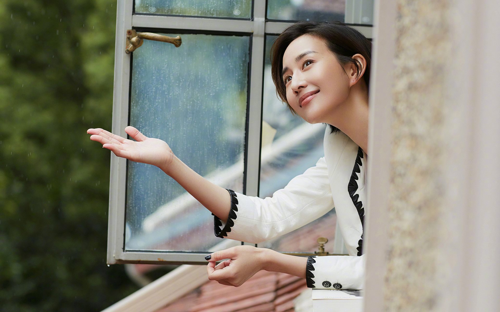 叹息之墙前，希腊风暴戛然而止，库尔图瓦冠军级表现，护佑皇马稳稳前行