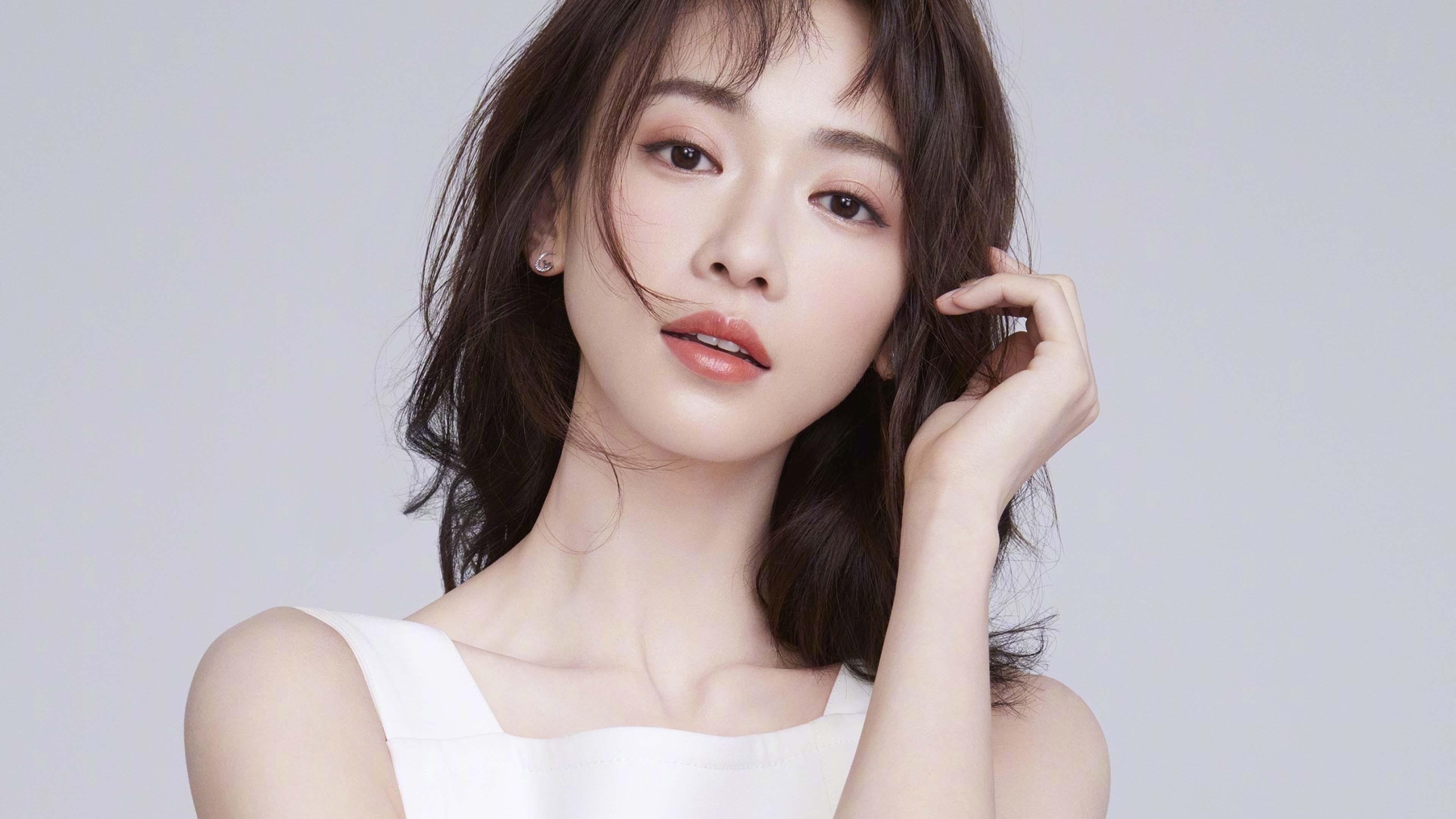 欧冠淘汰赛之夜,福克斯一脚定乾坤,球队逆转晋级